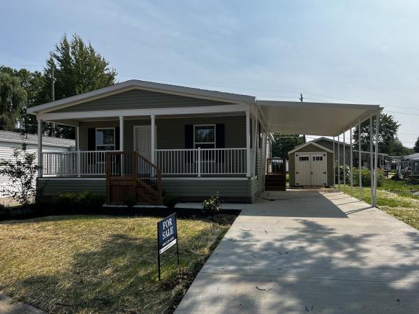 Photo 1 of 2 of home located at 21 Sunrise Blvd Olmsted Township, OH 44138