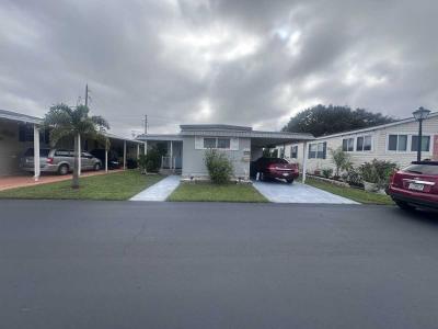 Mobile Home at 7100 Ulmerton Rd Lot 1056 Largo, FL 33771
