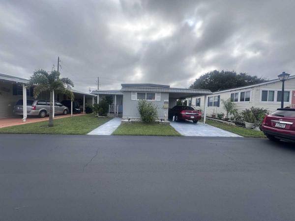 Photo 3 of 2 of home located at 7100 Ulmerton Rd Largo, FL 33771