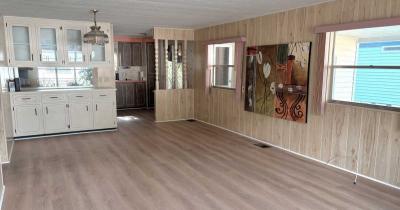 Photo 5 of 16 of home located at 7111 142D Ave Largo, FL 33771
