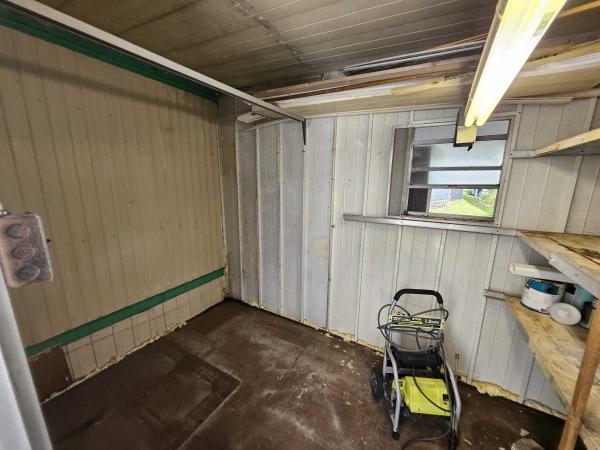 1980 Manufactured Home
