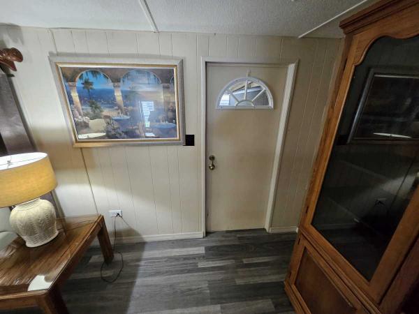 1980 Manufactured Home