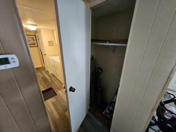 1980 Manufactured Home