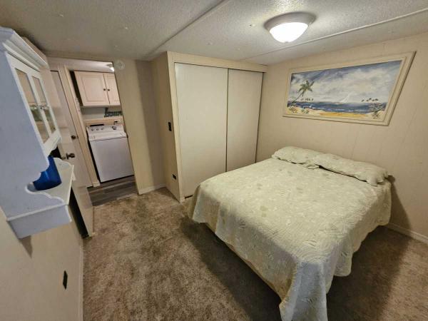 1980 Manufactured Home
