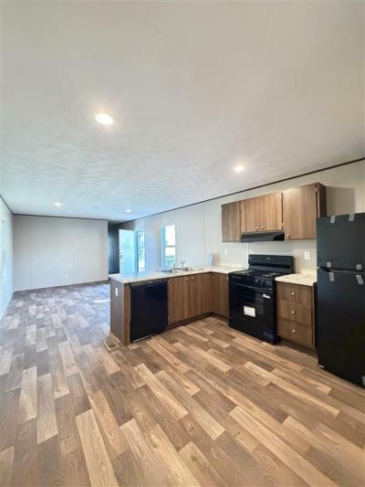 Photo 3 of 11 of home located at 3 Oaklawn Ln., Hutchins, Tx 75141 Hutchins, TX 75141