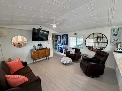Photo 4 of 18 of home located at 11101 E University Dr Lot 151 Apache Junction, AZ 85120