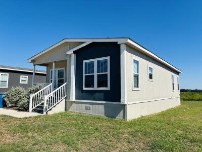 Photo 3 of 3 of home located at 10922 E Xavier St Conroe, TX 77303