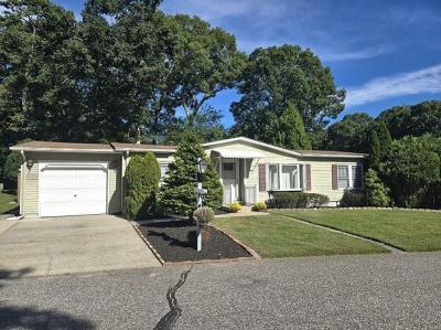 Mobile Home at 1407-127 Middle Rd Unit #127 Calverton, NY 11933