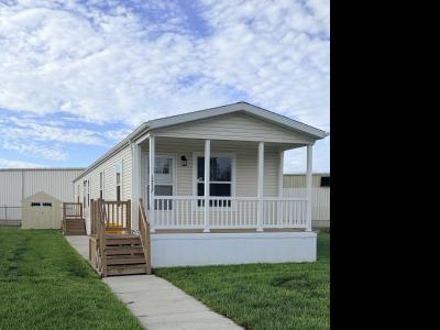 Photo 2 of 9 of home located at 1717 Magnolia Monroe, MI 48161