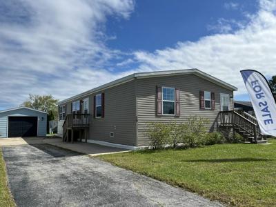 Mobile Home at 15 Bluebird Lane Beecher, IL 60401