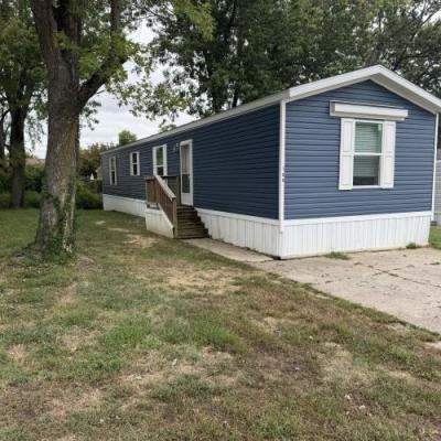 Mobile Home at 7511 Cane Run Road Louisville, KY 40258