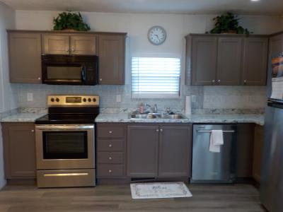 Photo 3 of 15 of home located at 11555 Culebra Road Site #14A San Antonio, TX 78253
