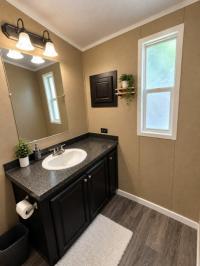 2014 Southern Energy Homes 45YES18602AH15 Mobile Home
