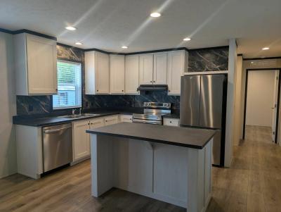 Mobile Home at 10077 Colindale Dr Lot 382 Indianapolis, IN 46234