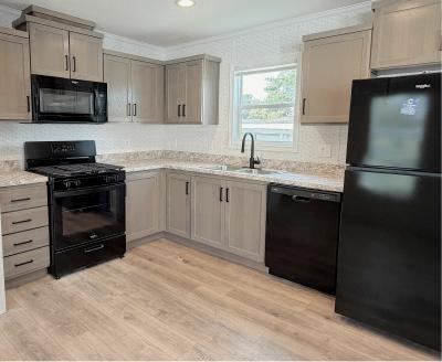 Mobile Home at 175 Flicker #175 Rochester Hills, MI 48309