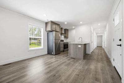 Photo 2 of 11 of home located at 191 Dogwood Path Lane Hendersonville, NC 28739