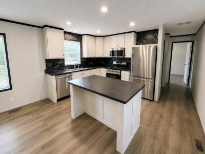 Mobile Home at 5422 Regay Kalamazoo, MI 49002