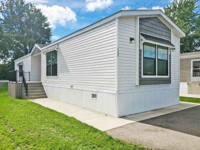 Mobile Home at N168W21700 Main Street Jackson, WI 53037 Jackson, WI 53037