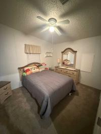 1995 Brentwood Manufactured Home