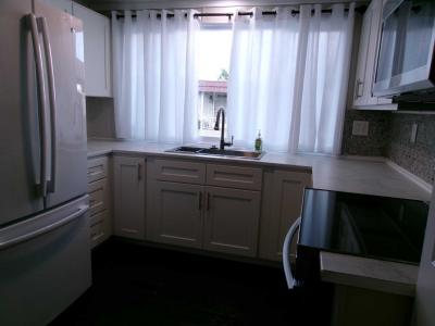 Photo 5 of 14 of home located at 7100 Ulmerton Rd - Lot 835 Largo, FL 33771