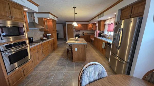 2007 Commander Mobile Home For Sale