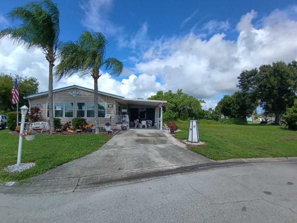 1998  Mobile Home For Sale