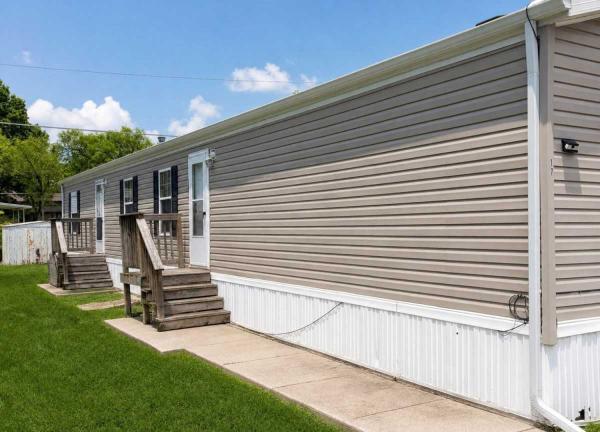 2015  Mobile Home For Sale