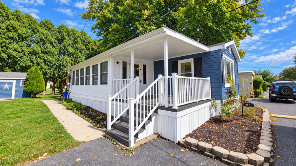1983 Doloron Mobile Home For Sale
