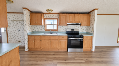 Photo 6 of 11 of home located at 5475 Hamilton Blvd., Lot 27 Allentown, PA 18106