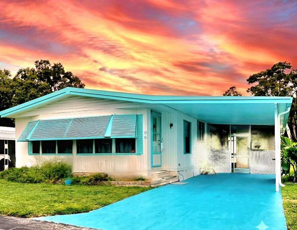 Photo 1 of 2 of home located at 7111 142D Ave Largo, FL 33771