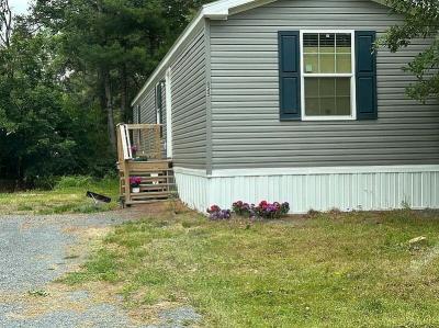 Photo 5 of 6 of home located at 125 Adirondack Street West Glens Falls, NY 12804