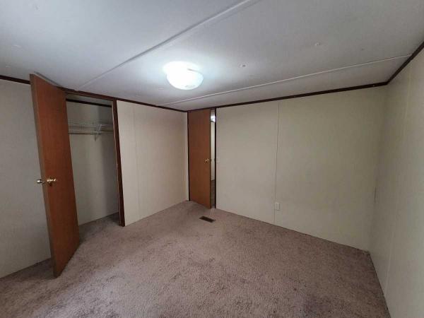 1987  Mobile Home For Sale