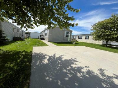 Mobile Home at 33016 Oakleigh Lenox, MI 48048