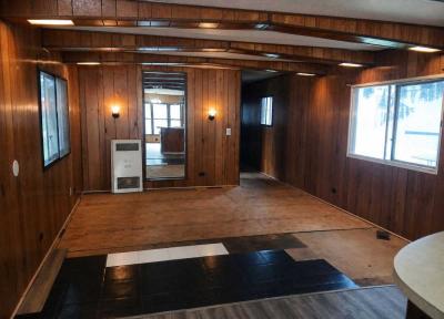 Photo 4 of 8 of home located at 401 S. Deer Creek Road #28 Galveston, IN 46979