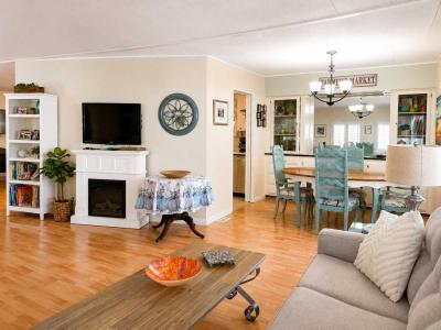Photo 4 of 10 of home located at 303 Magpie Fountain Valley, CA 92708