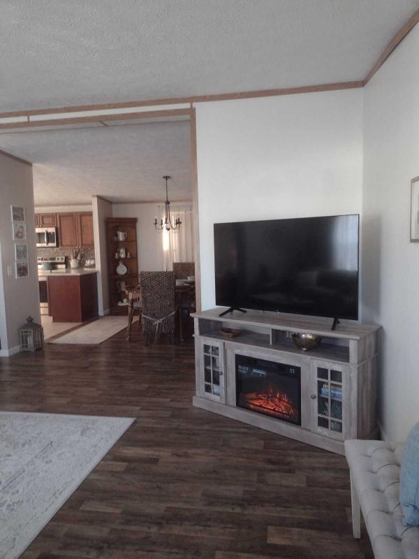 2009  Mobile Home For Sale