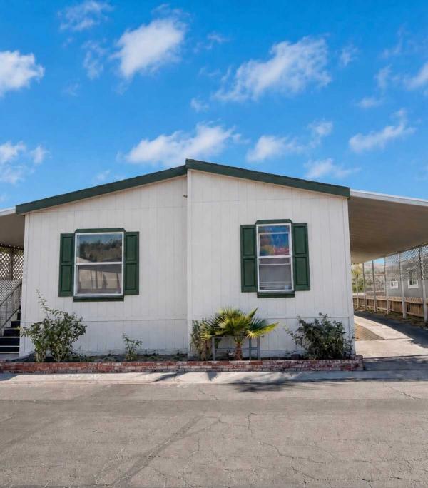 2001  Mobile Home For Sale