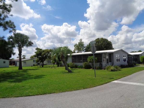 1983  Mobile Home For Sale