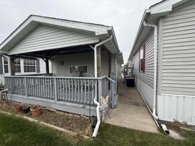 Photo 2 of 29 of home located at 383 Marigold Circle Matteson 60443, IL 60443