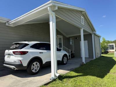 Photo 4 of 38 of home located at 674 Brigantine Blvd North Fort Myers, FL 33917