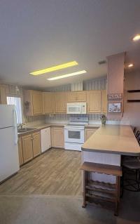 2000 Jacobsen Manufactured Home
