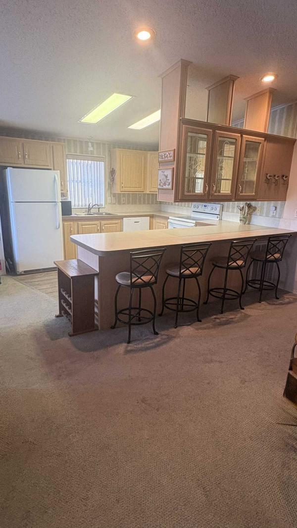 2000 Jacobsen Manufactured Home