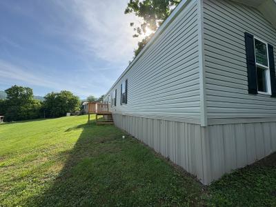 Photo 3 of 10 of home located at 22 Cowbell Ave Williamsburg, KY 40769