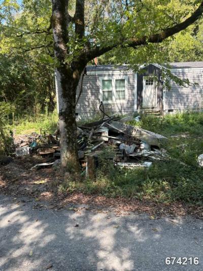 Mobile Home at 407 Holder Branch Ln Hartsville, TN 37074