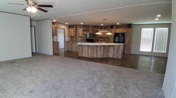 2017 Clayton Homes Inc Mobile Home For Sale