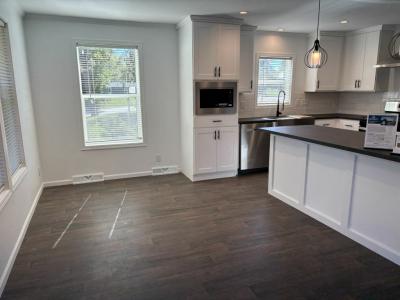 Photo 5 of 21 of home located at 242 Cimarron Lake Elmo, MN 55042