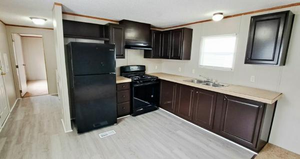 2014 Adventure Mobile Home For Rent