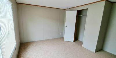 Photo 5 of 10 of home located at 709 Michelle Drive Lynwood, IL 60411