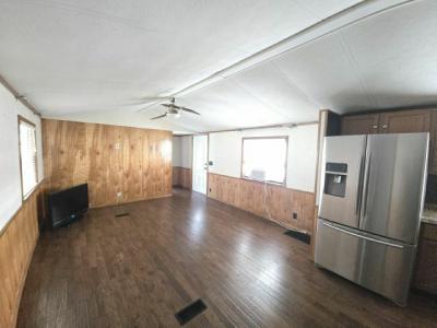Photo 4 of 13 of home located at 2334 42 Ave N #5 Saint Petersburg, FL 33714