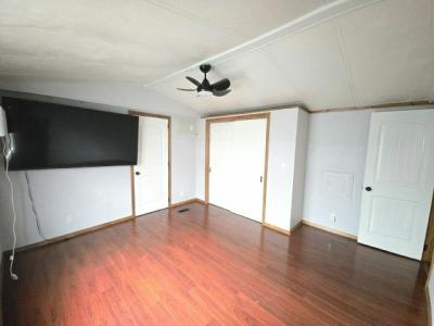 Photo 5 of 13 of home located at 2334 42 Ave N #5 Saint Petersburg, FL 33714